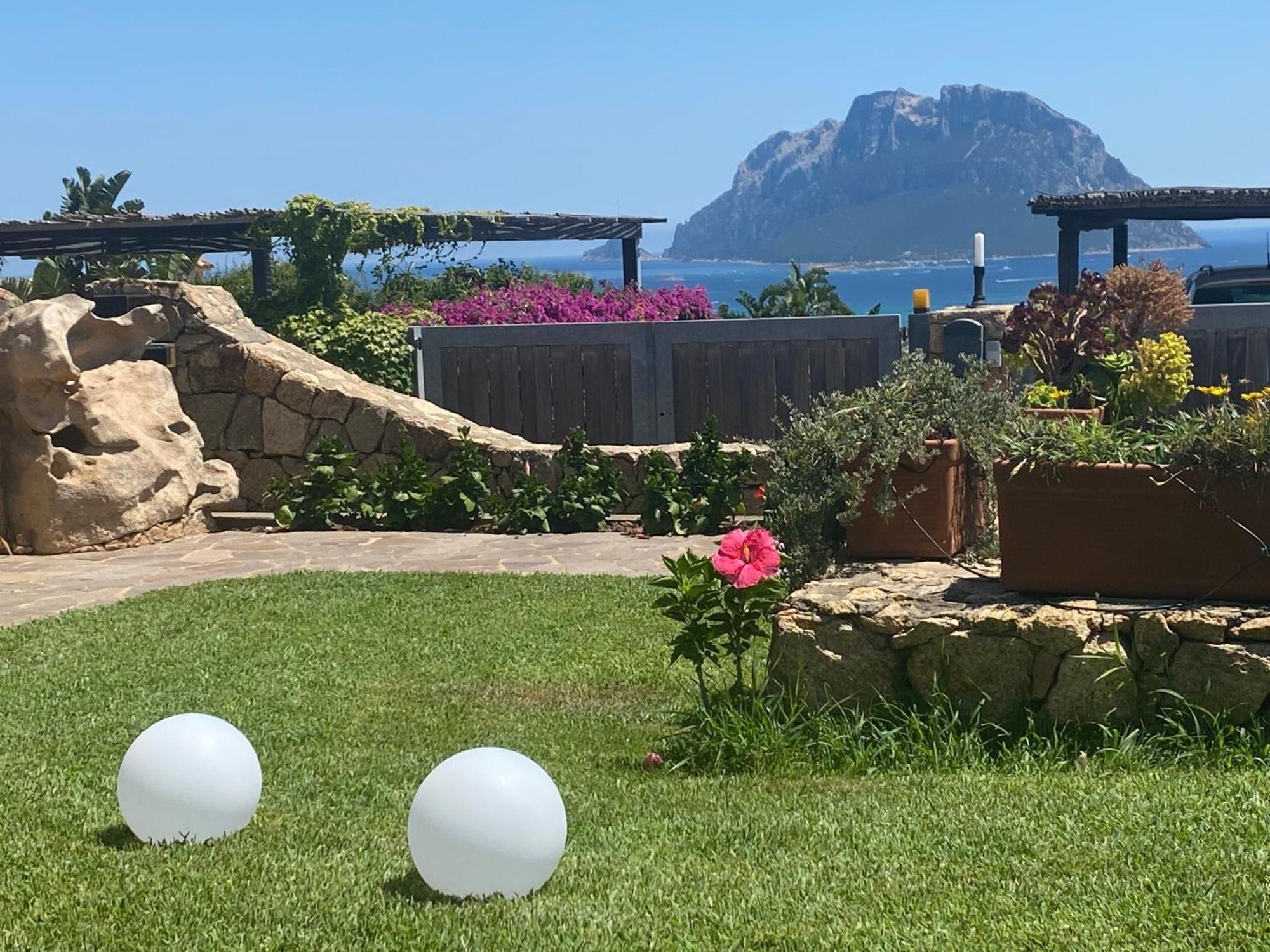 Claude&Kate'S Dream House Villa Porto San Paolo  Exteriör bild